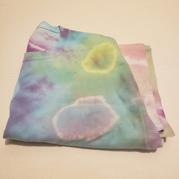 Tie dye tshirt size medium - Picture 4 of 11